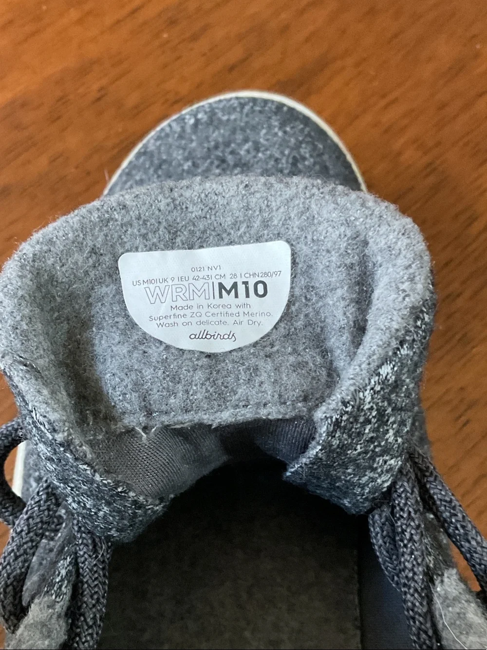 allbirds Men’s Gray Knit Sneakers with White Sole
